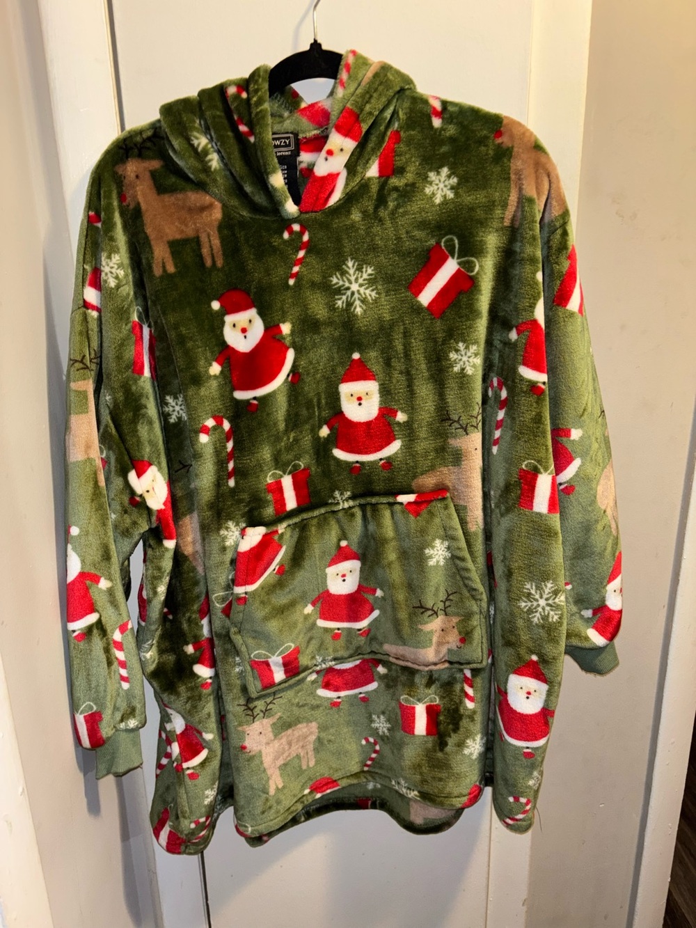 Womens one size fits all hooded blanket jacket Christmas